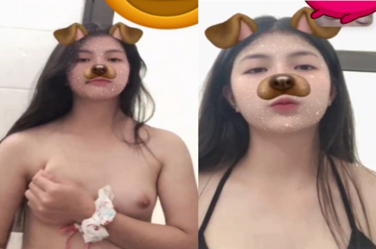 Nhớ anh khoe vếu khi gọi video